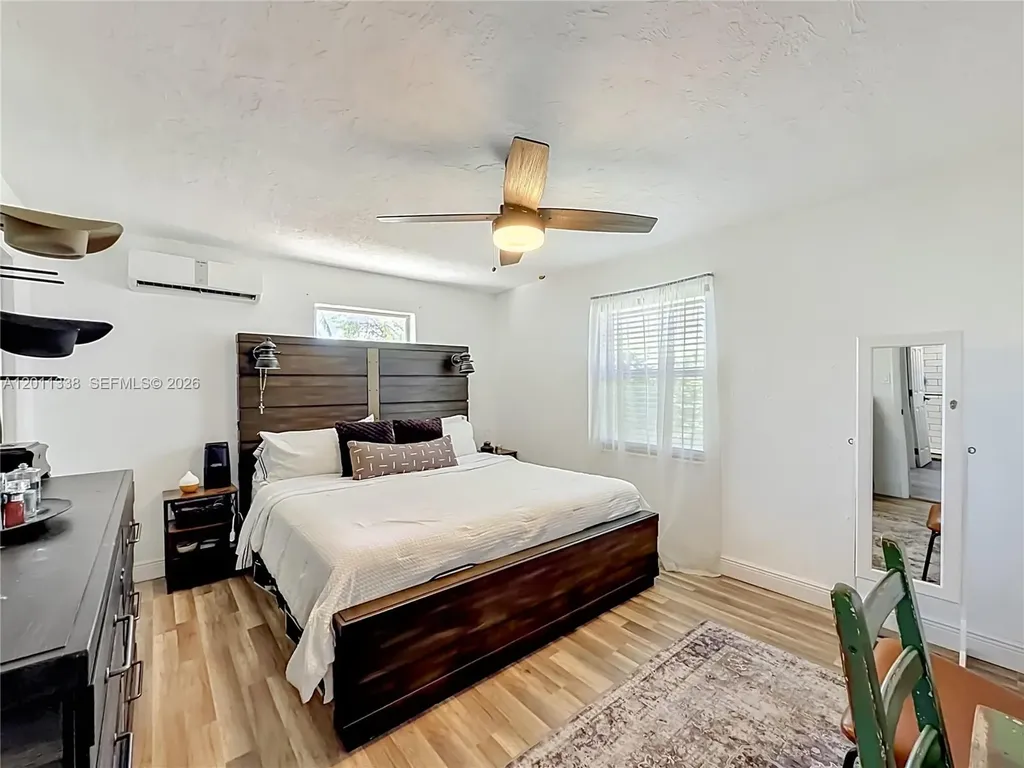 800 NW 17th Terrace Pompano Beach FL 33069