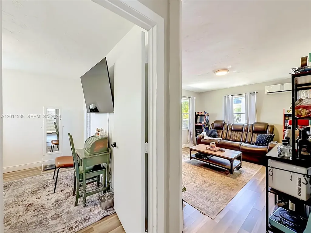 800 NW 17th Terrace Pompano Beach FL 33069