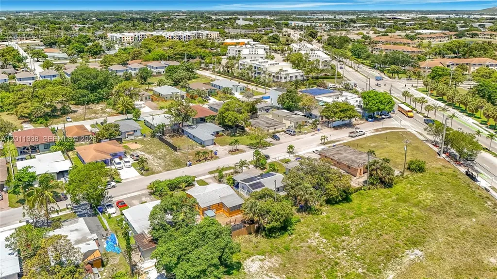 800 NW 17th Terrace Pompano Beach FL 33069