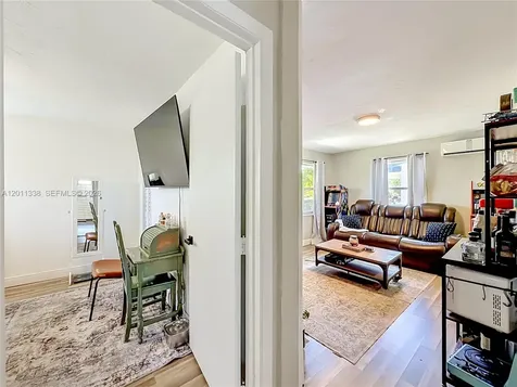 800 NW 17th Terrace Pompano Beach FL 33069