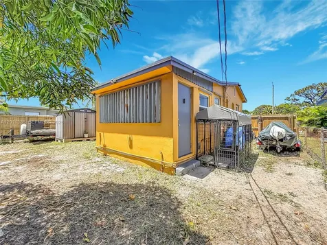 800 NW 17th Terrace Pompano Beach FL 33069