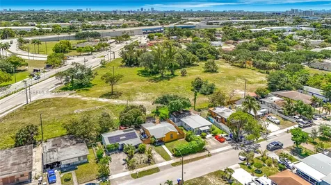 800 NW 17th Terrace Pompano Beach FL 33069