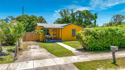 800 NW 17th Terrace Pompano Beach FL 33069