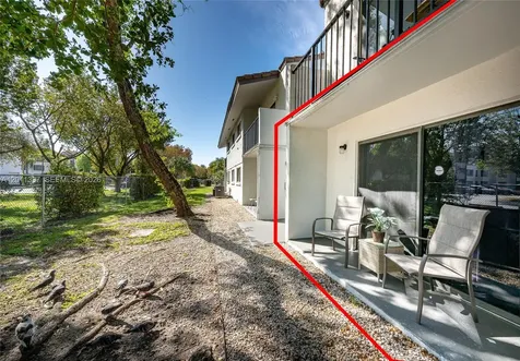 7095 NW 179th Street Hialeah FL 33015