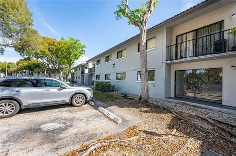 7095 NW 179th Street Hialeah FL 33015