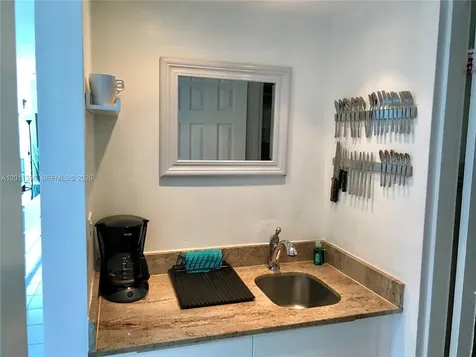 5445 Collins Avenue Miami Beach FL 33140