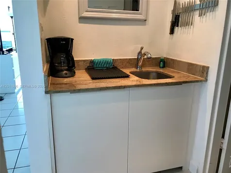 5445 Collins Avenue Miami Beach FL 33140