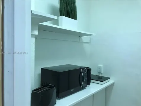 5445 Collins Avenue Miami Beach FL 33140