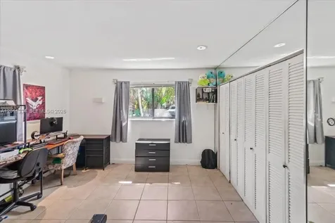 6385 SW 25th Street Miami FL 33155
