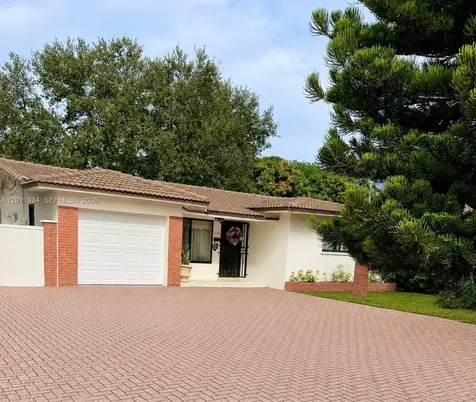 6385 SW 25th Street Miami FL 33155