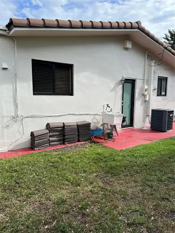 6385 SW 25th Street Miami FL 33155