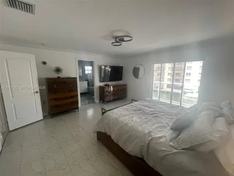 3915 NE 168th Street North Miami Beach FL 33160