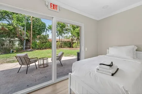 756 Cinnamon Road North Palm Beach FL 33408