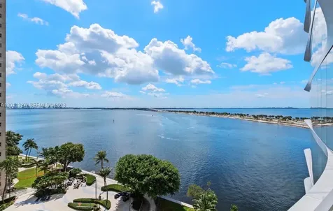 175 SE 25th Road Miami FL 33129