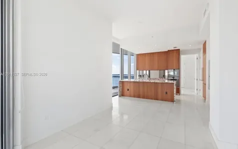 175 SE 25th Road Miami FL 33129
