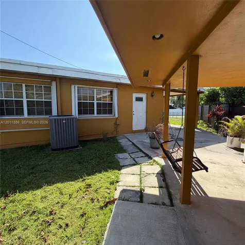 4321 SW 107th Court Miami FL 33165
