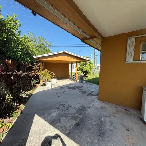 4321 SW 107th Court Miami FL 33165