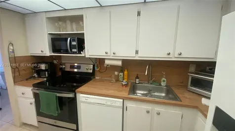20225 NE 34th Court Aventura FL 33180