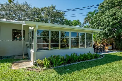 712 Tradewind Drive North Palm Beach FL 33408