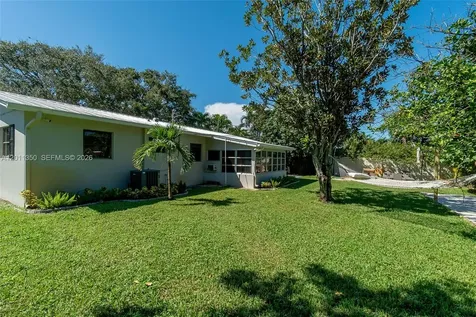 712 Tradewind Drive North Palm Beach FL 33408