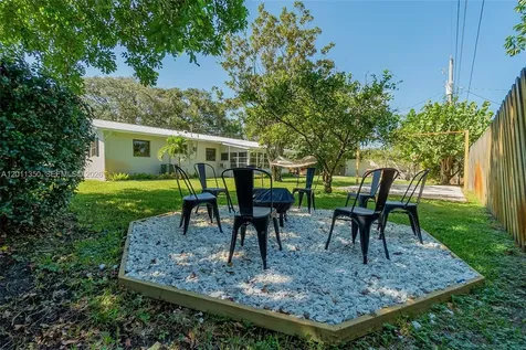 712 Tradewind Drive North Palm Beach FL 33408