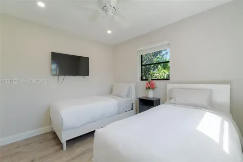712 Tradewind Drive North Palm Beach FL 33408