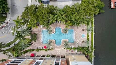 17100 N Bay Road Sunny Isles Beach FL 33160