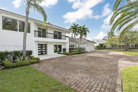 413 Santurce Avenue Coral Gables FL 33143