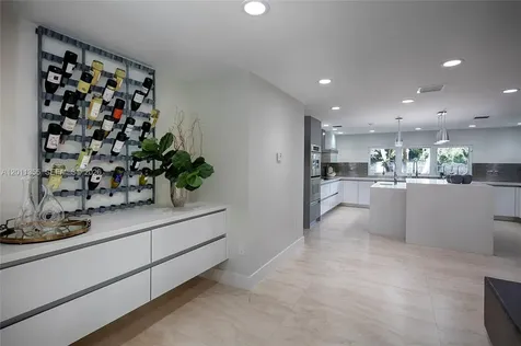 413 Santurce Avenue Coral Gables FL 33143