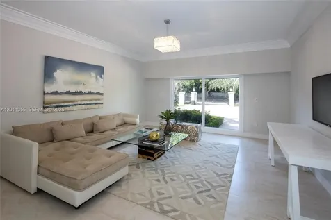 413 Santurce Avenue Coral Gables FL 33143