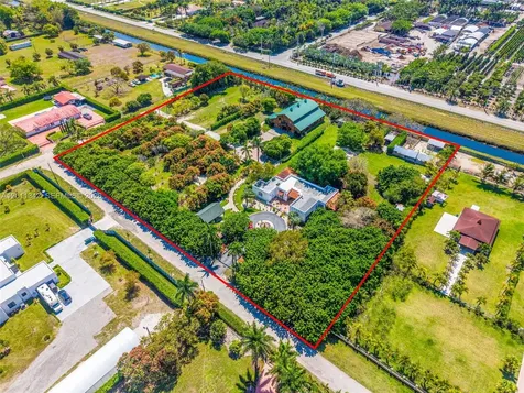 19050 SW 194th Avenue Miami FL 33187