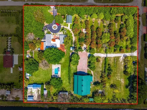 19050 SW 194th Avenue Miami FL 33187