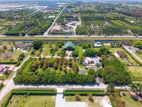 19050 SW 194th Avenue Miami FL 33187