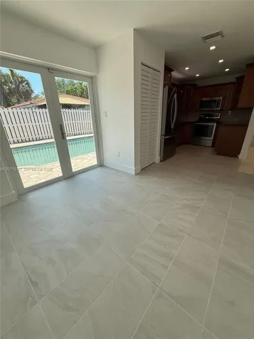 9130 NW 193rd Street Hialeah FL 33018