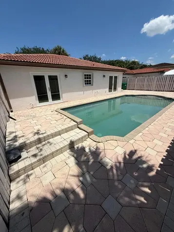 9130 NW 193rd Street Hialeah FL 33018
