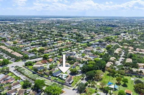 2411 SW 85th Terrace Miramar FL 33025