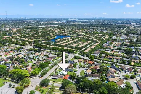 2411 SW 85th Terrace Miramar FL 33025