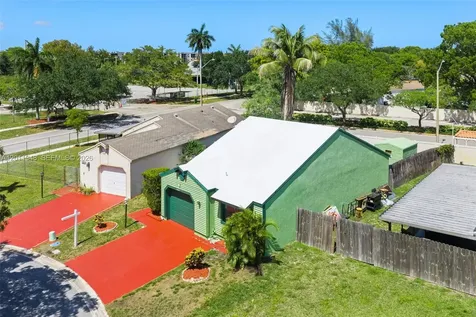 2411 SW 85th Terrace Miramar FL 33025