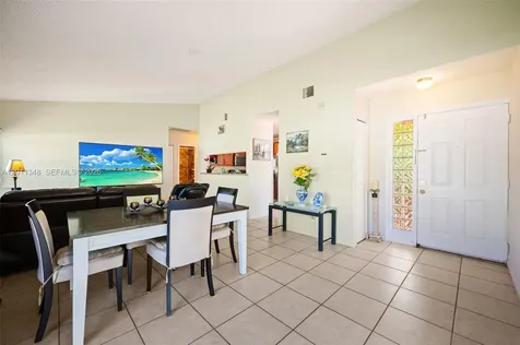 2411 SW 85th Terrace Miramar FL 33025