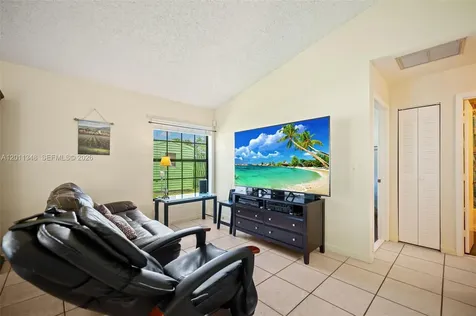 2411 SW 85th Terrace Miramar FL 33025