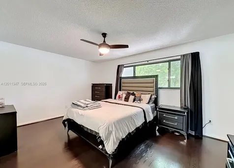 10375 Rue Vendome Pembroke Pines FL 33026