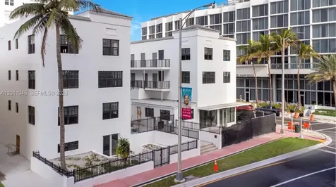 2814 Collins Avenue Miami Beach FL 33140