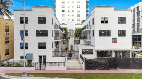 2814 Collins Avenue Miami Beach FL 33140