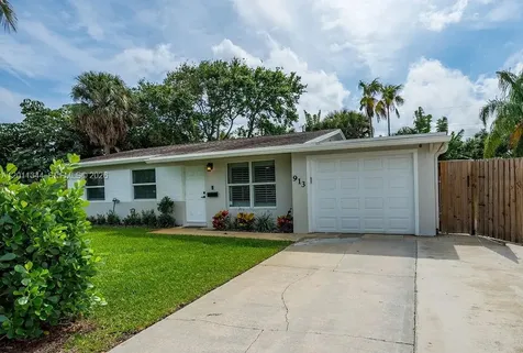 913 Lighthouse Drive North Palm Beach FL 33408