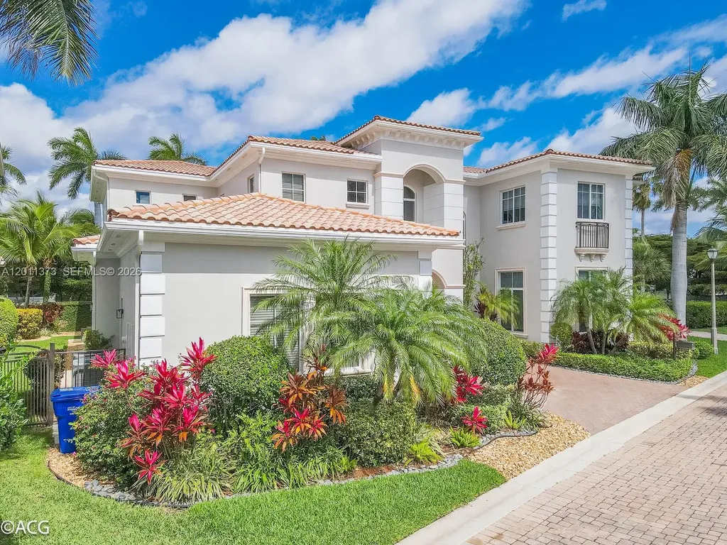1480 Windjammer Way Hollywood FL 33019