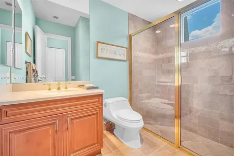 1480 Windjammer Way Hollywood FL 33019