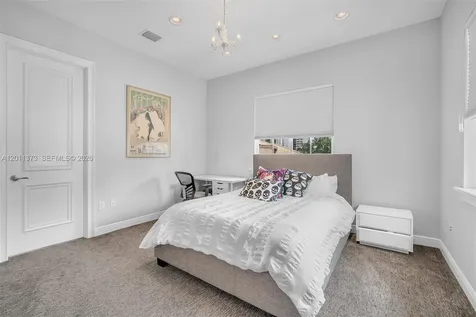 1480 Windjammer Way Hollywood FL 33019