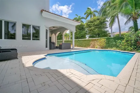 1480 Windjammer Way Hollywood FL 33019