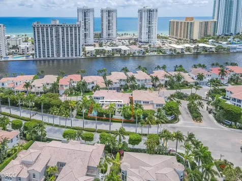 1480 Windjammer Way Hollywood FL 33019
