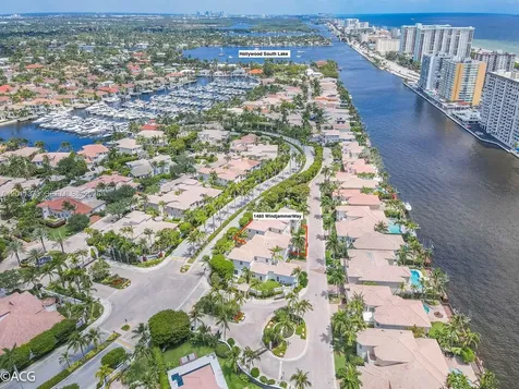 1480 Windjammer Way Hollywood FL 33019
